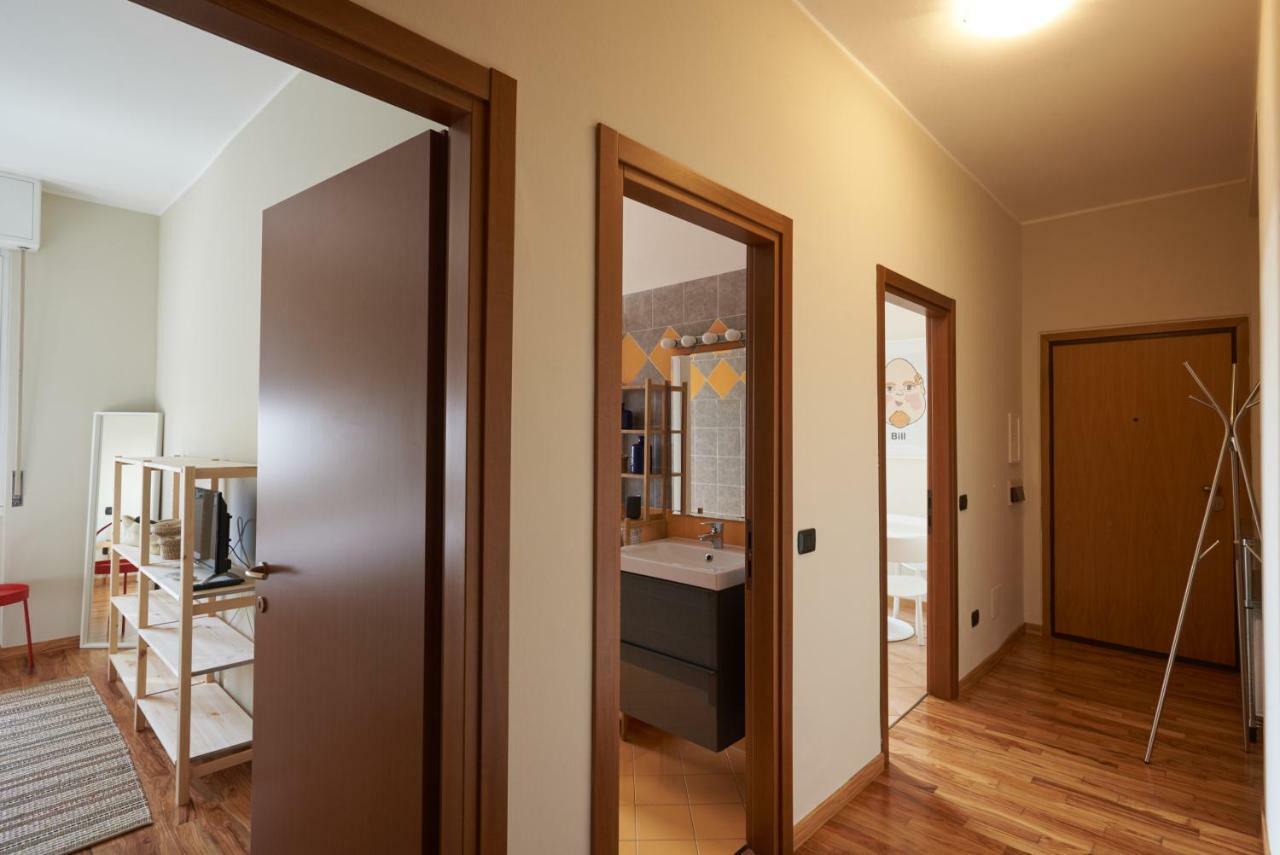 Famagosta 10 Lägenhet Milano Exteriör bild